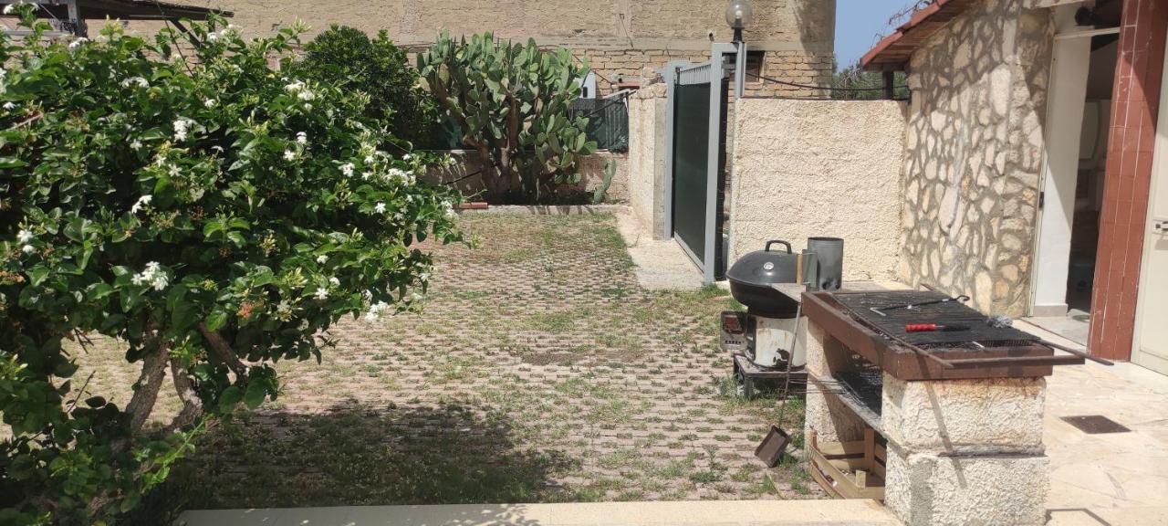 Casa Di Lu' Villa Floridia Kültér fotó